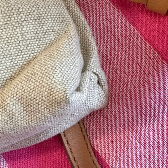 Tod's Tan and Cream Crossbody Bag - Picture 15 of 16